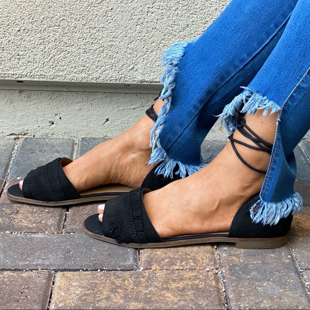 Genuine Leather Ankle Wrap Fringe Peep Toe Sandal - Picture 3 of 8
